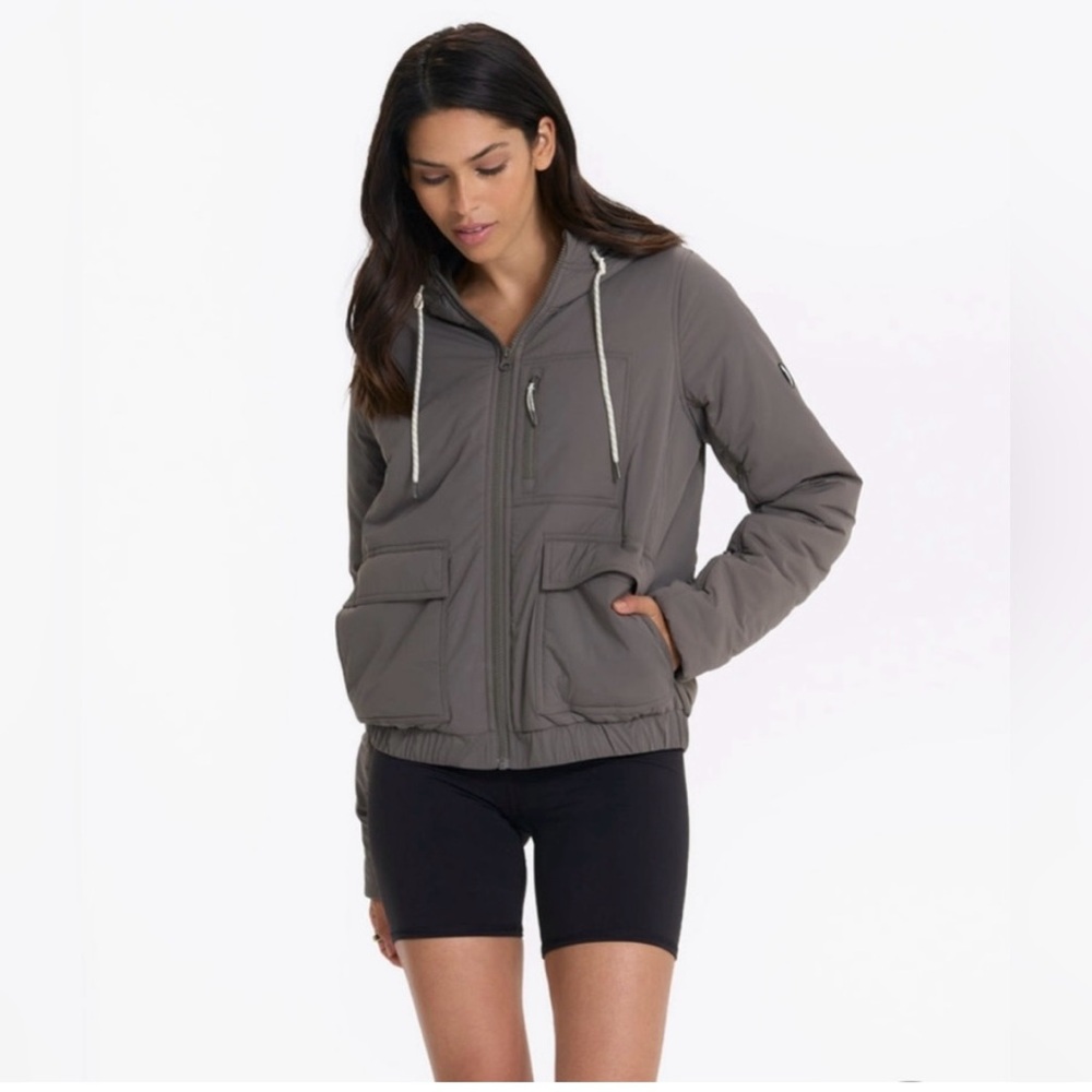 NWOT Vuori Tahoe insulated jacket.